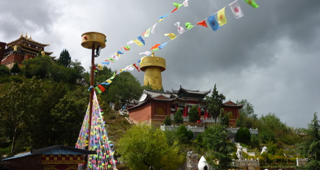 【麗江雙飛5天優(yōu)質(zhì)團(tuán)】玉龍雪山、香格里拉普達(dá)措、大